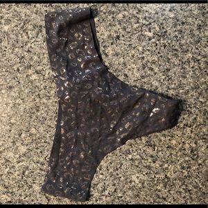 Brand new shimmery VS seamless panties